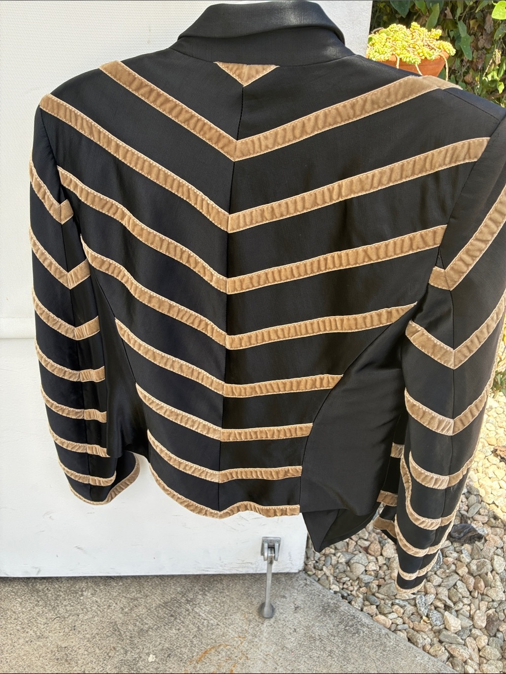 Salvatore Ferragamo Vintage Black & Tan Striped Cropped Blazer / S - Picture 3 of 5